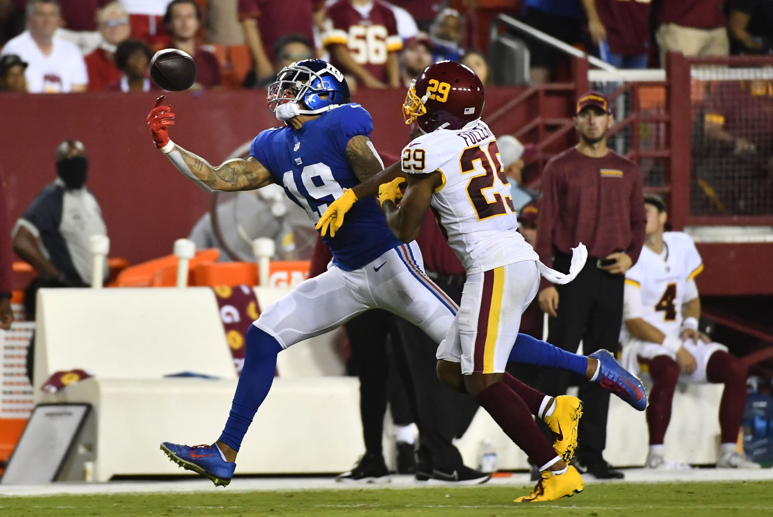 Giants wide receiver Kenny Golladay (19) is unable to make a catch against Washington Football Team cornerback Kendall Fuller (29) during the second half at FedExField. 