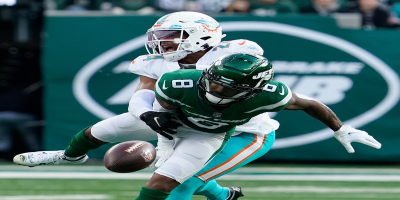 2023 Dynasty Fantasy Football Faller: Elijah Moore