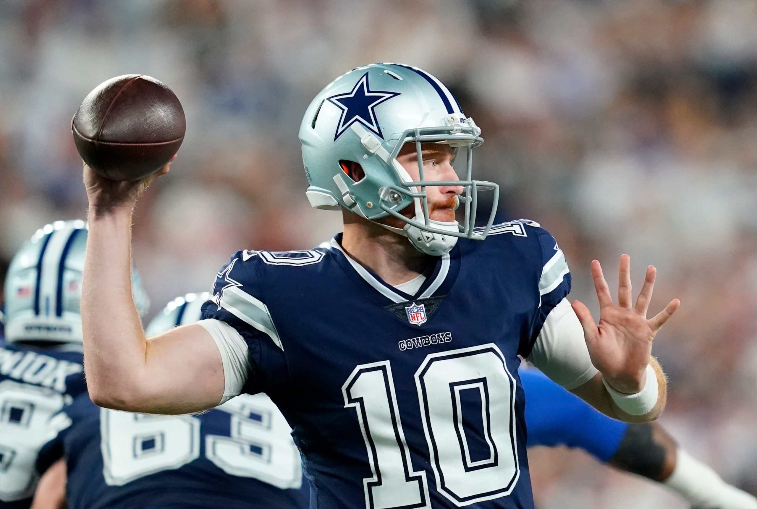 Cowboys Overcome Injuries on Offense to Beat Giants