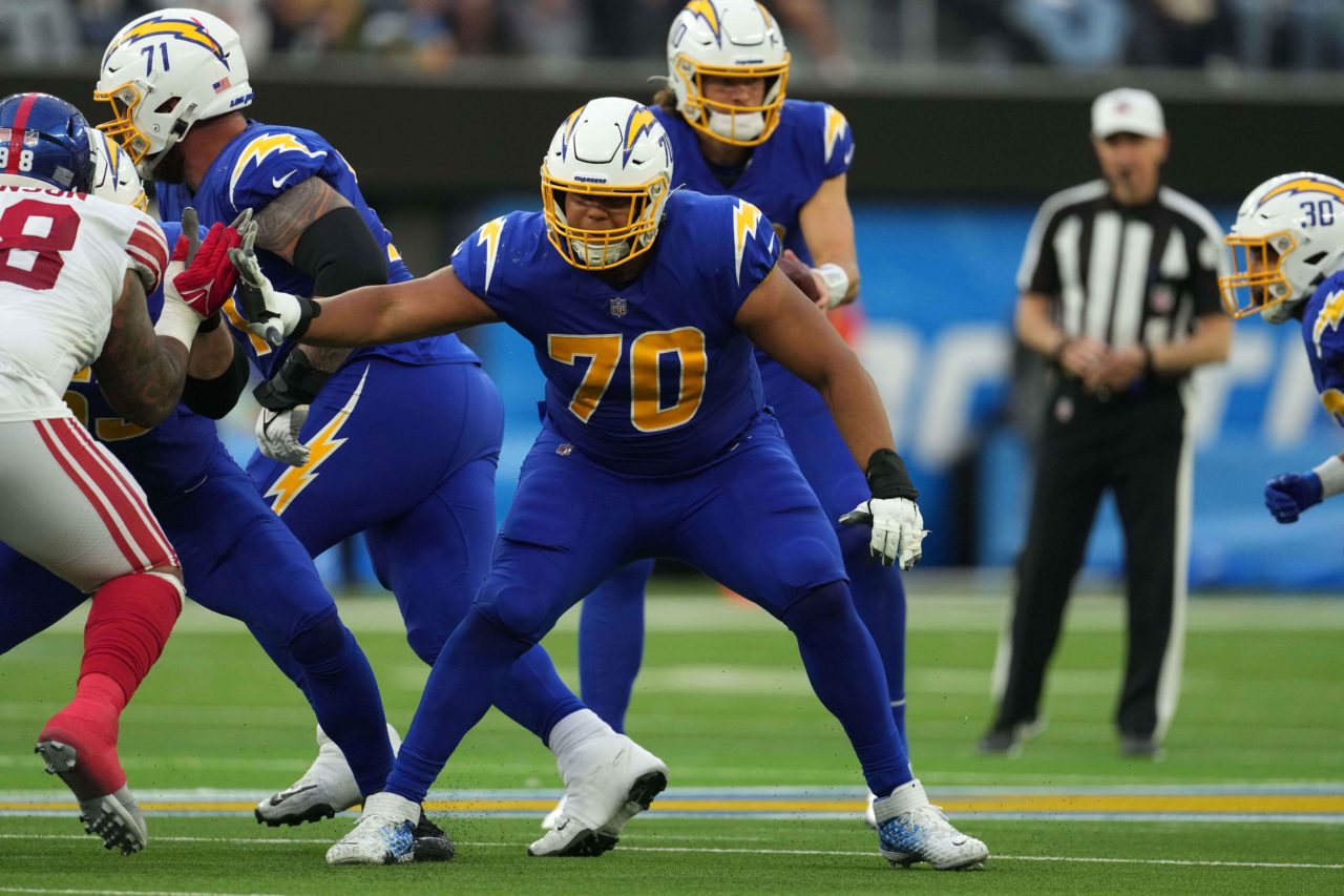 Chargers LT Rashawn Slater Out For Year With Ruptured Biceps