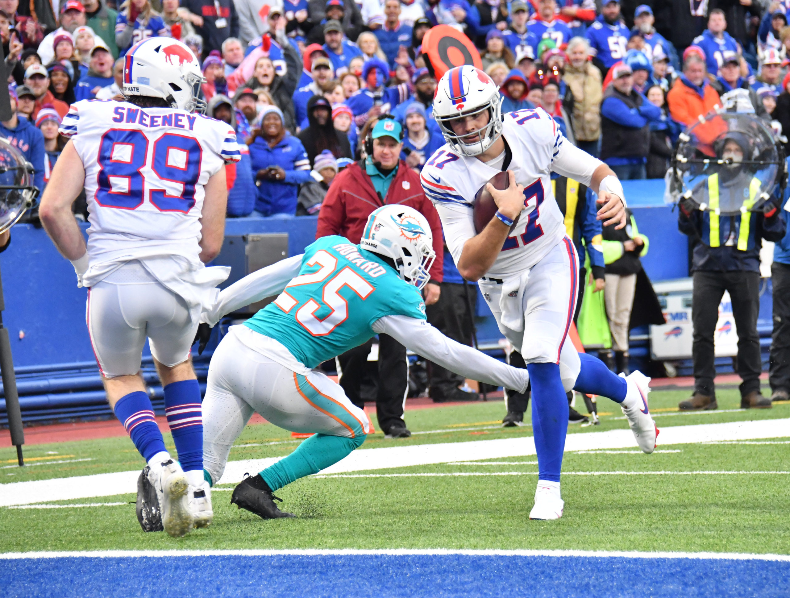 Bills-Dolphins Breakdown: A Matchup for AFC Supremacy