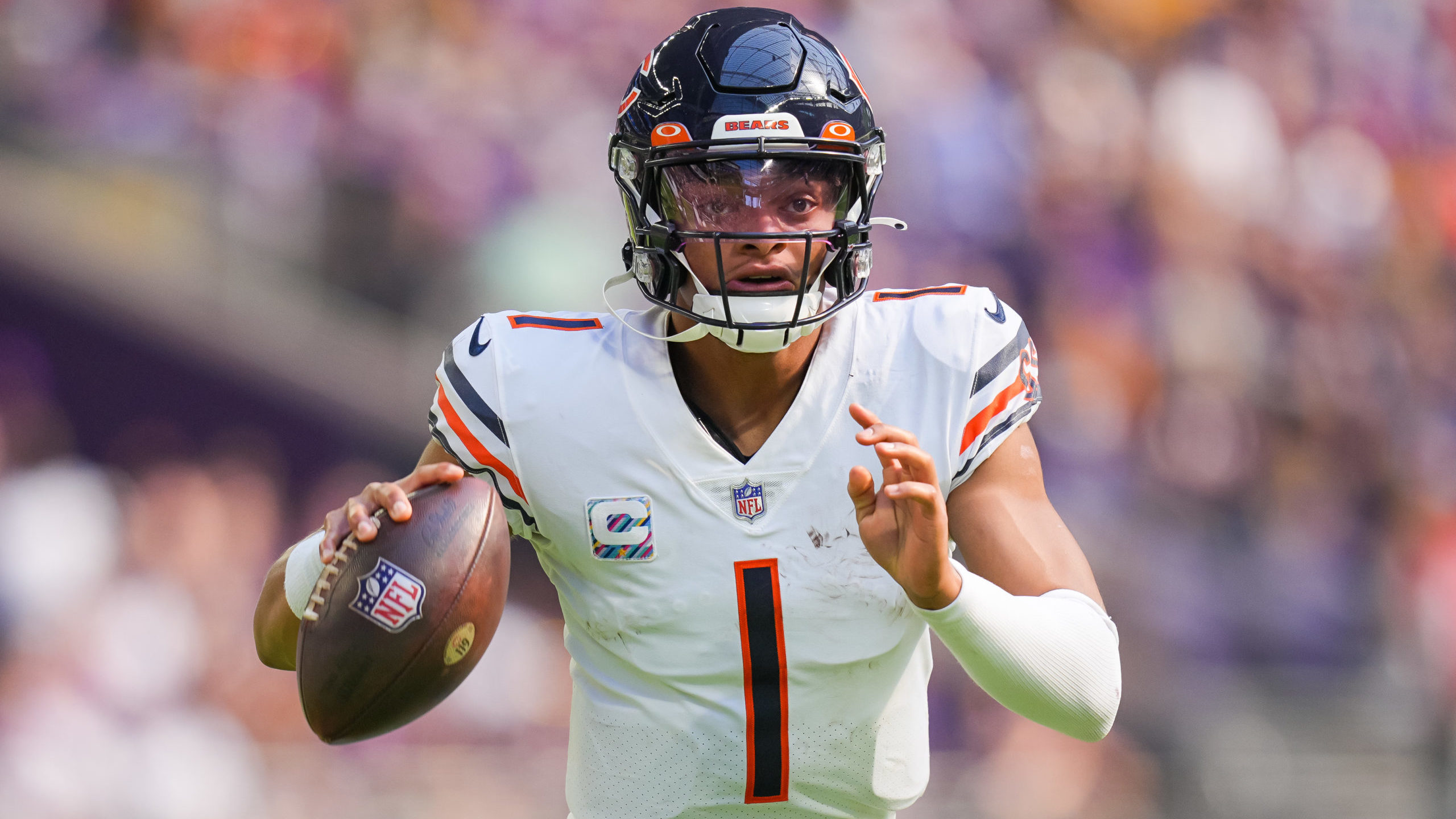 Bears-Commanders Justin Fields