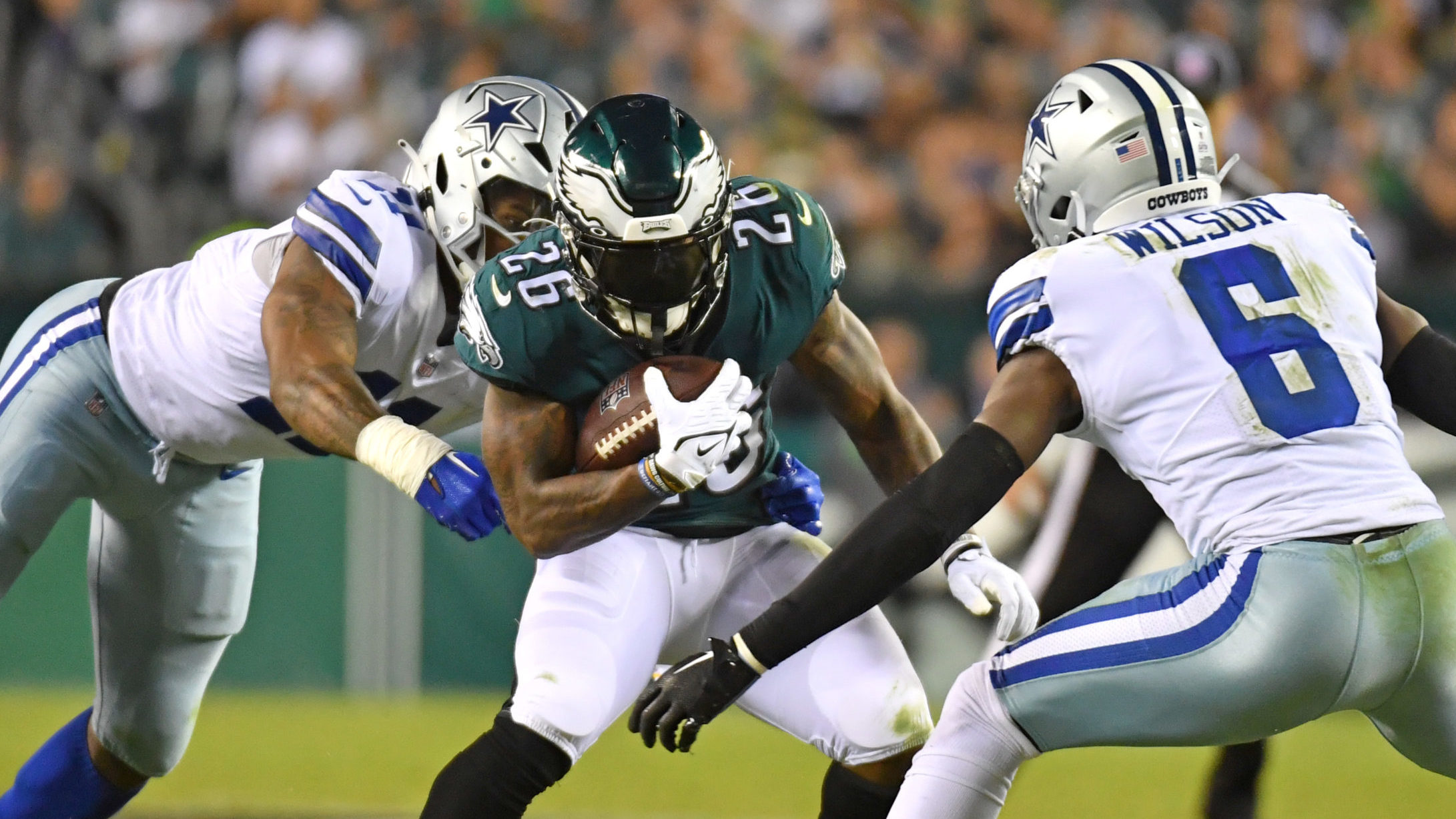 Eagles vs. Steelers DFS Lineup: Why George Pickens, Kenneth Gainwell, and  the Eagles D/ST Are Bargains