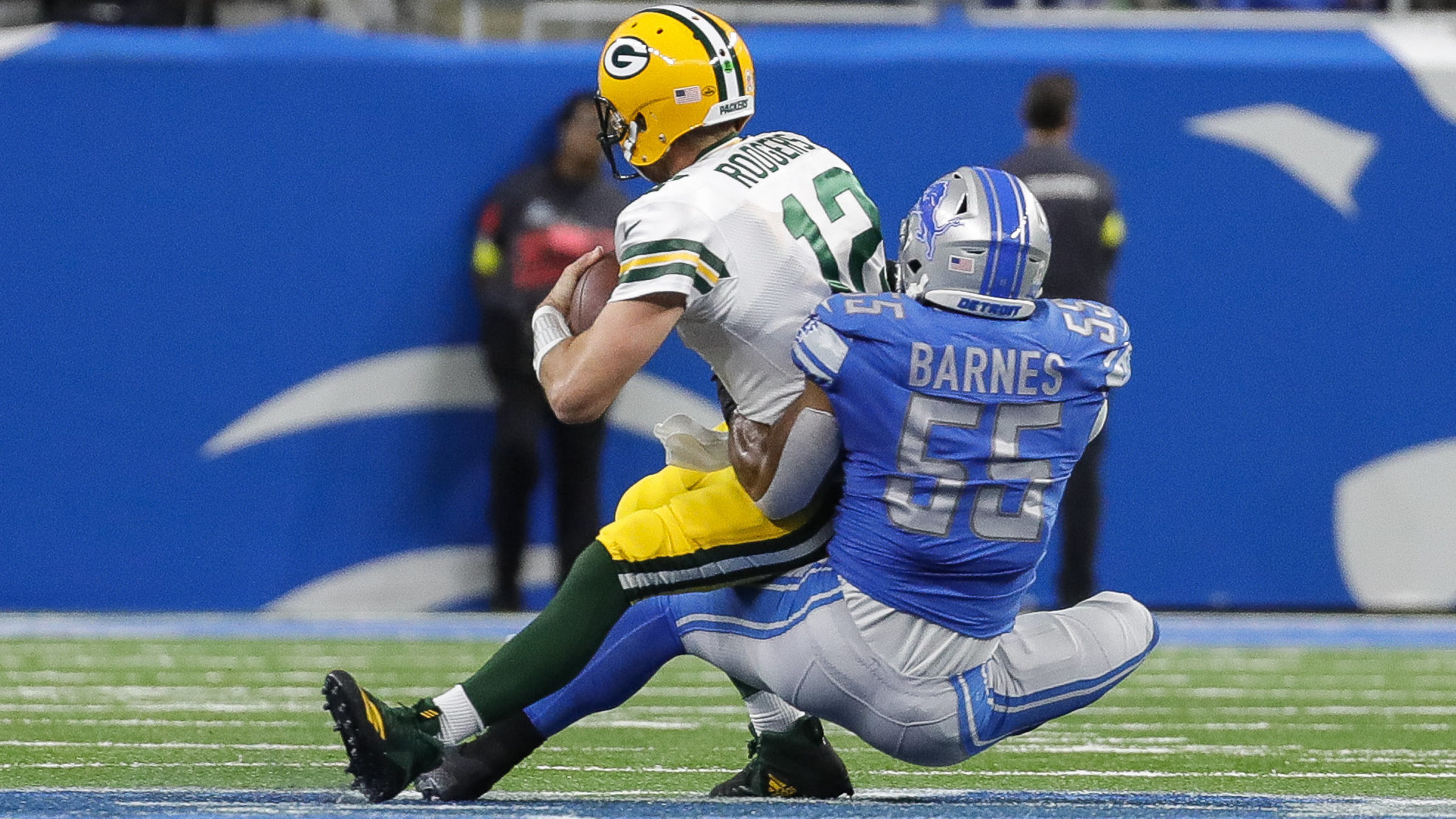Pre-Snap Read: How Lions’ Defense Confused Packers’ Aaron Rodgers