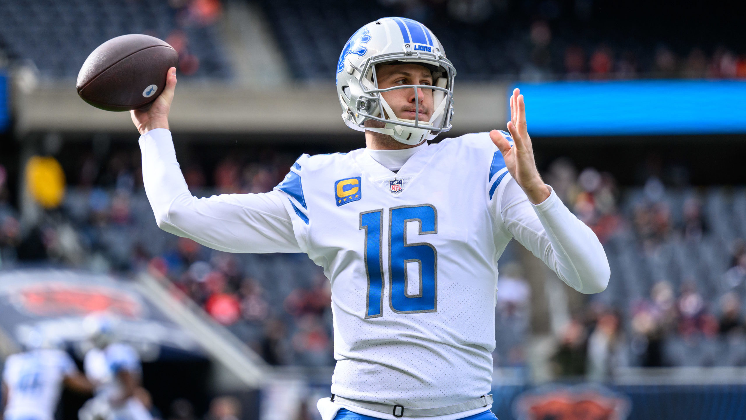 Matthew Stafford, healthy or not, is keeping the Los Angeles Rams in the  mix