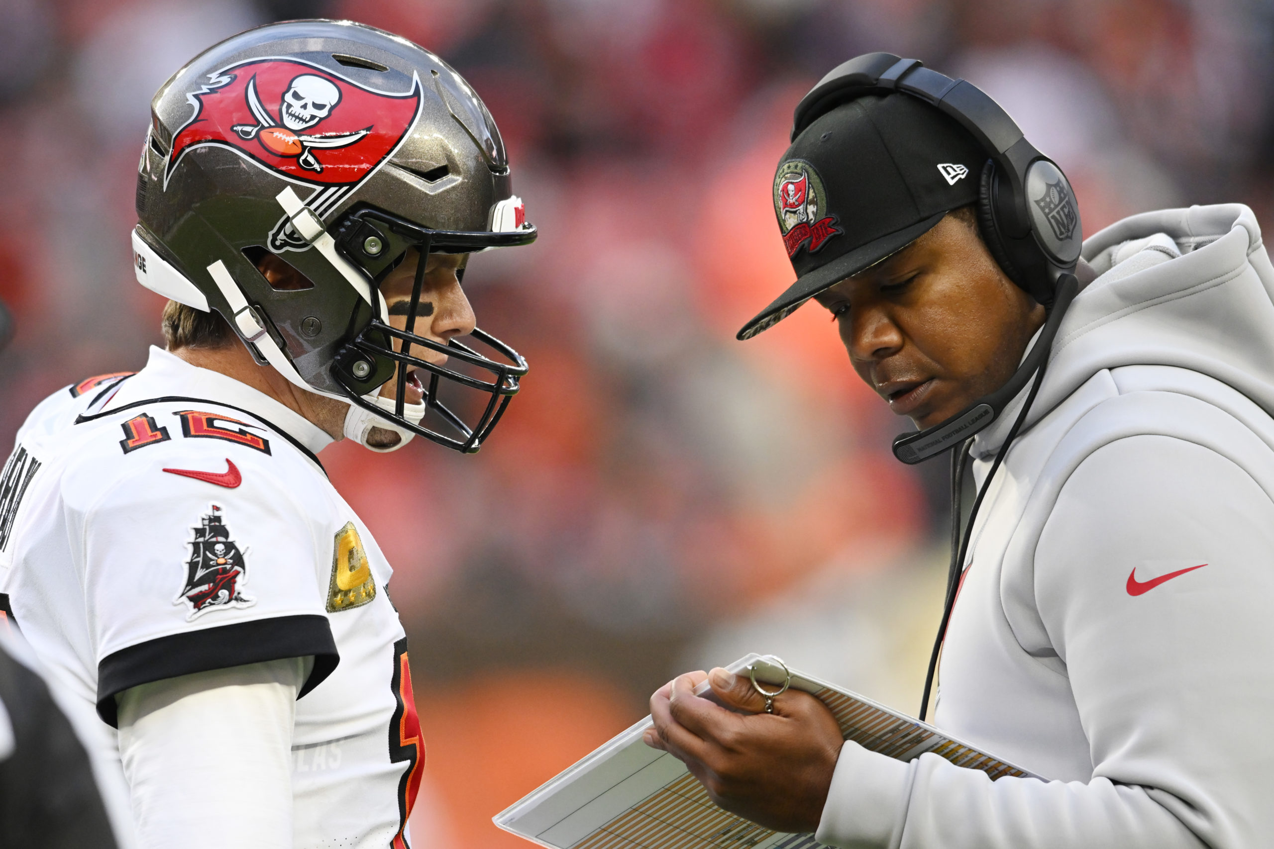 Not Even Tom Brady Can Overcome Buccaneers' Play-Calling Issues