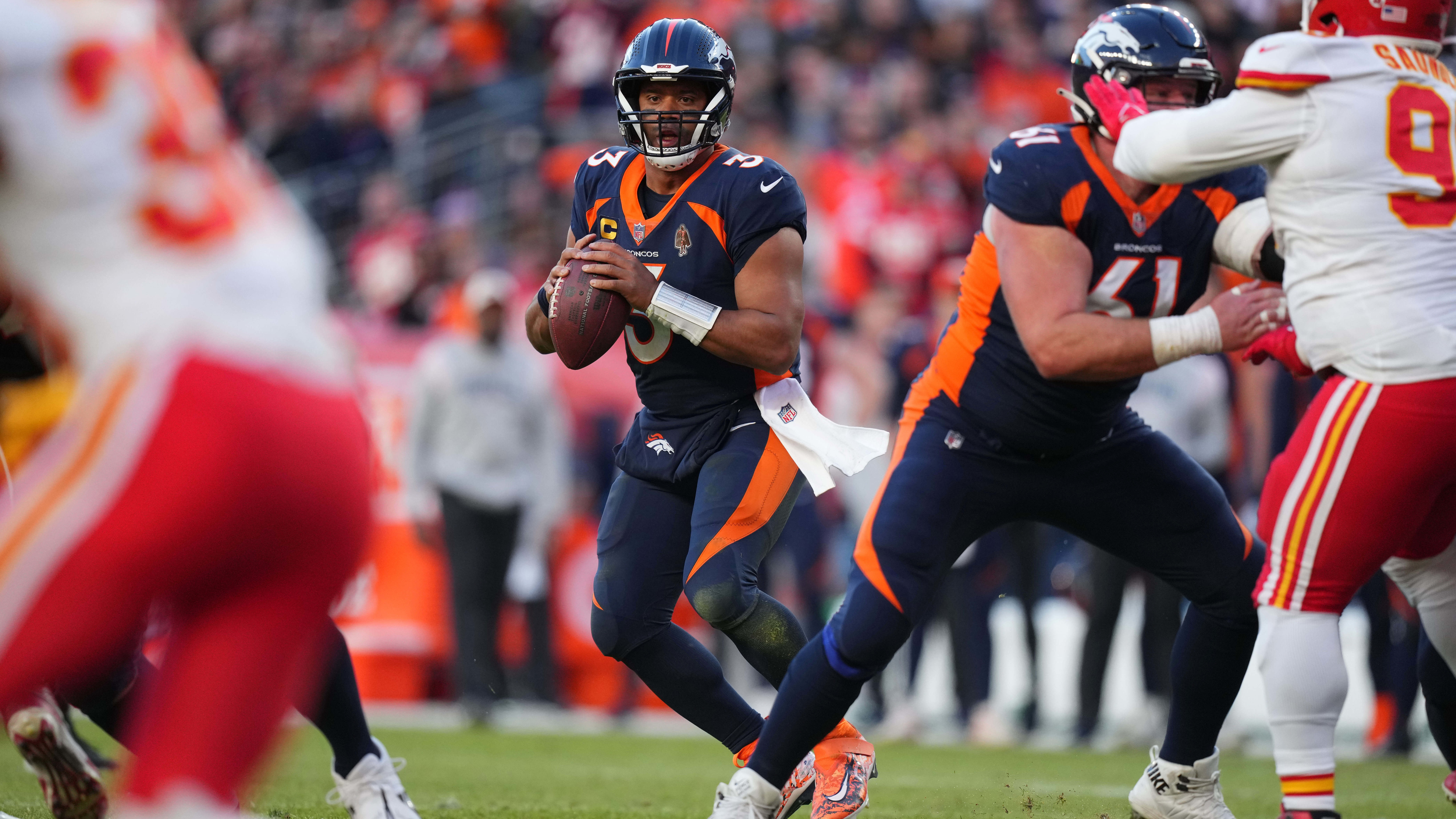 2022 Denver Broncos Betting Odds, Picks & Predictions