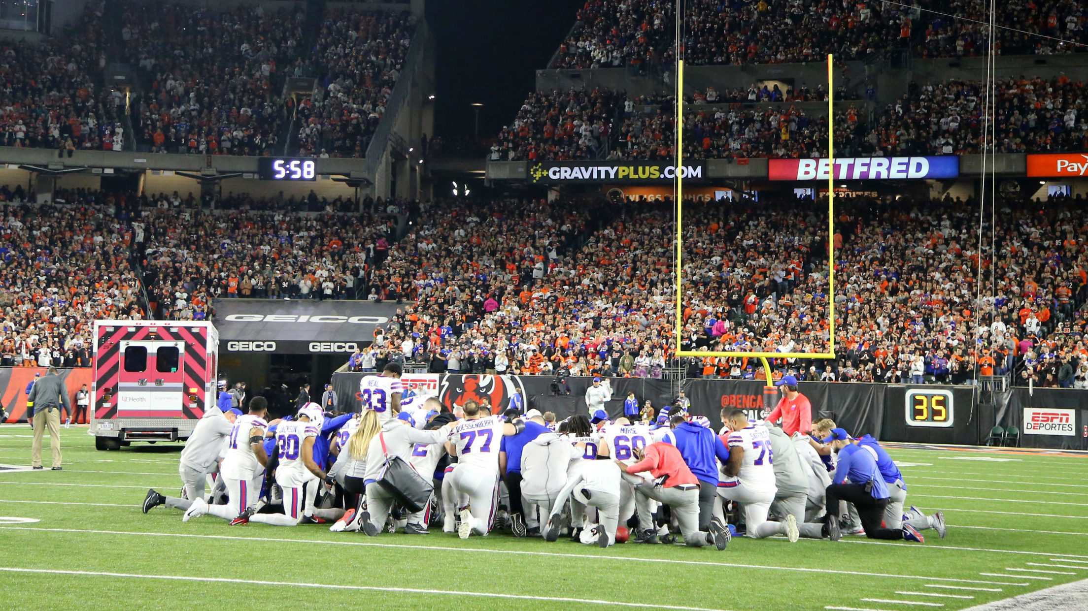 NFL says Bills-Bengals will not be resumed this week, league has not  changed Week 18 schedule