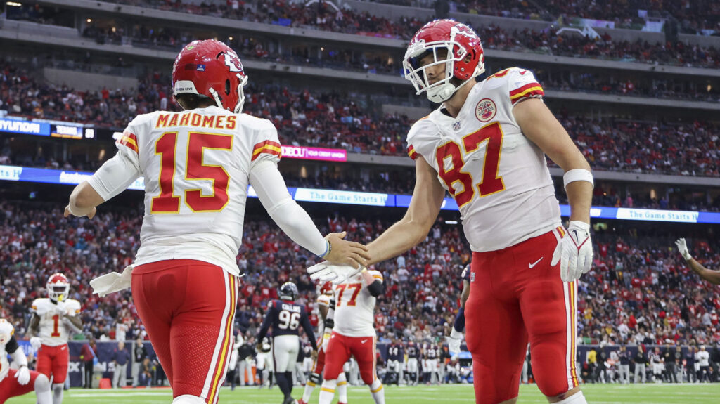 Kansas City Chiefs quarterback Patrick Mahomes and tight end Travis Kelce