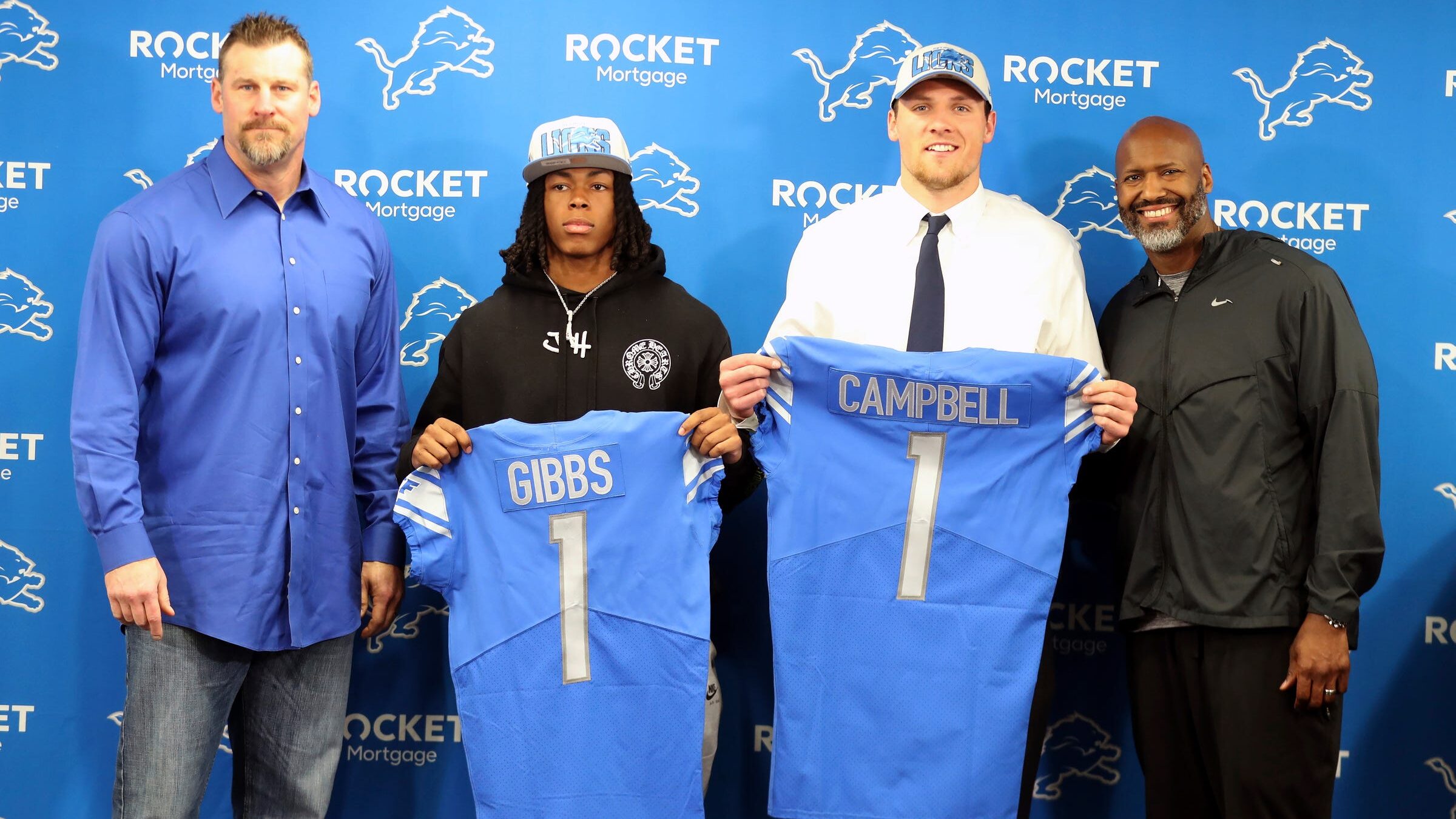 Jahmyr-Gibbs-Jack-Campbell-Detroit-Lions-