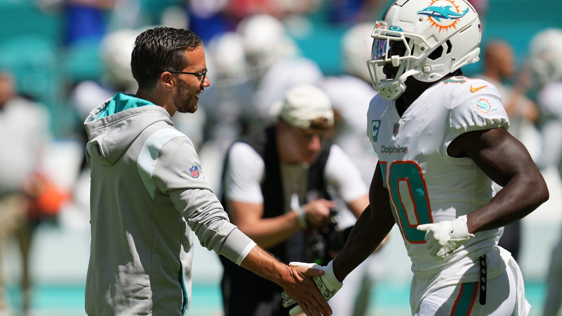 Miami Dolphins coach Mike McDaniel, WR Tyreek Hill