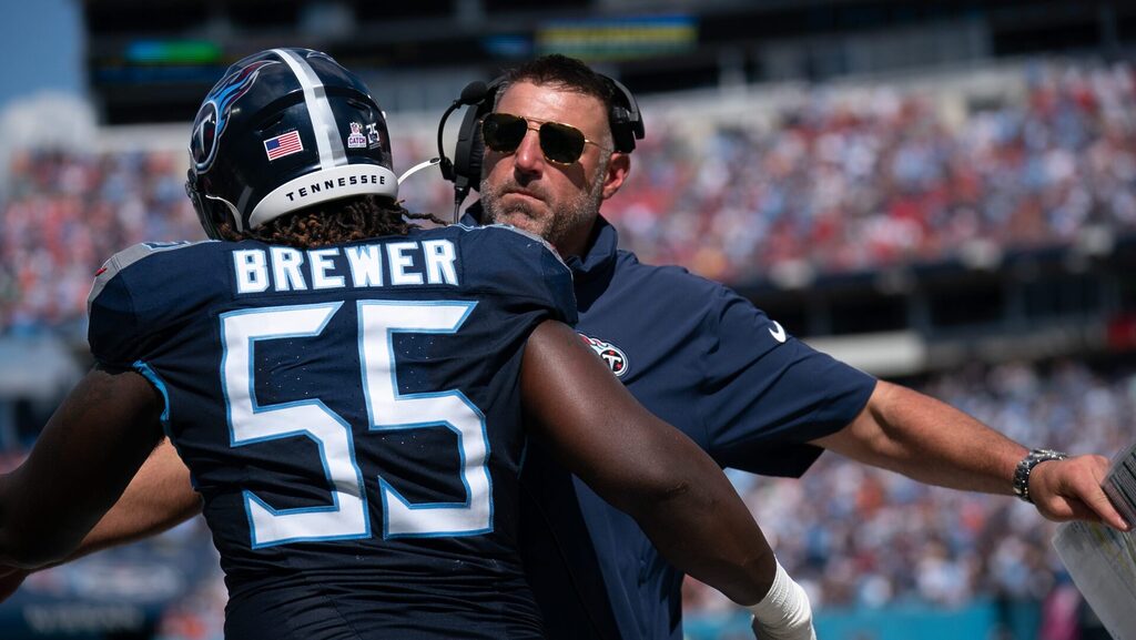 MIke Vrabel Tennessee Titans