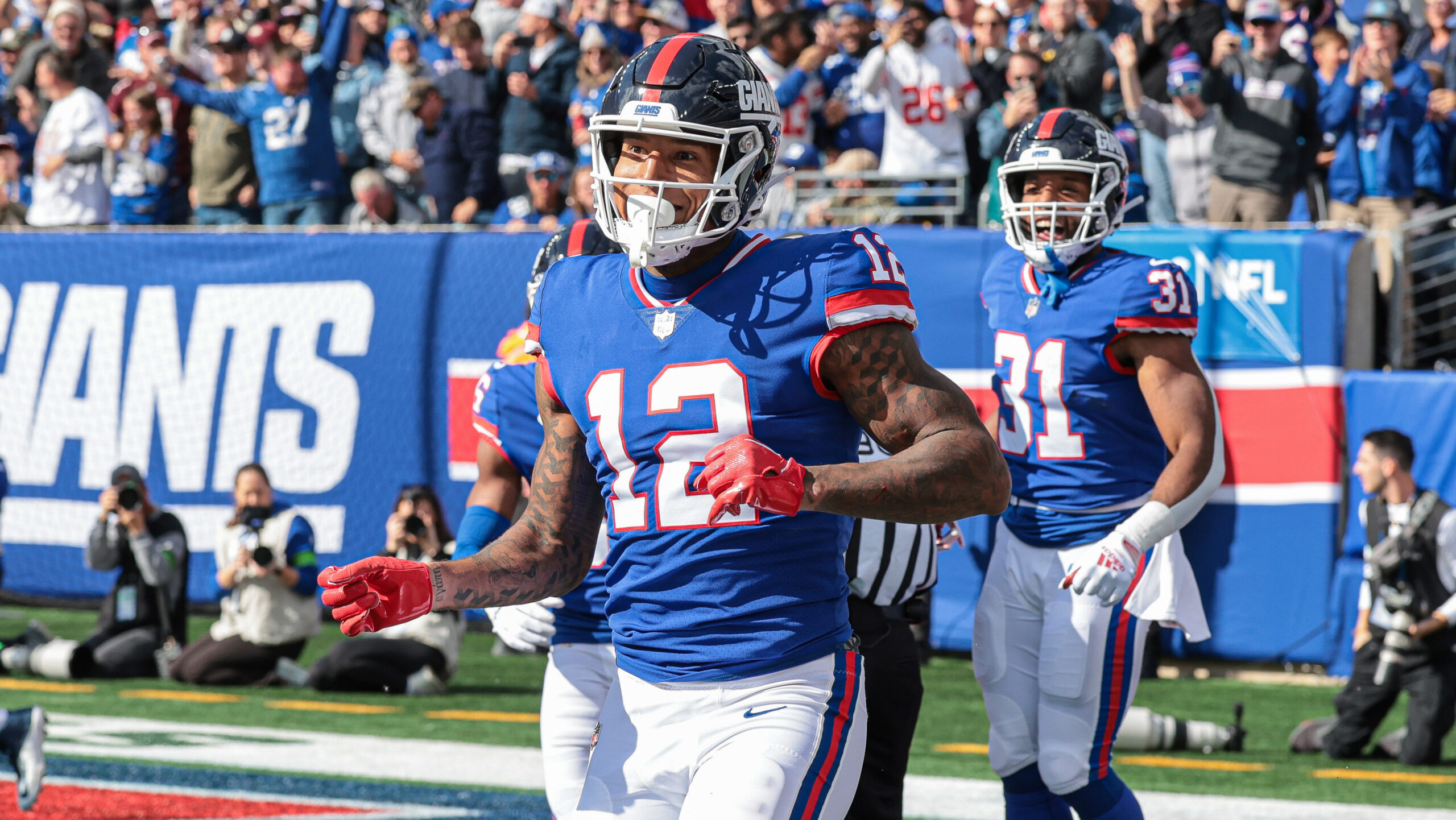 Darren Waller celebrates vs. Washington Commanders