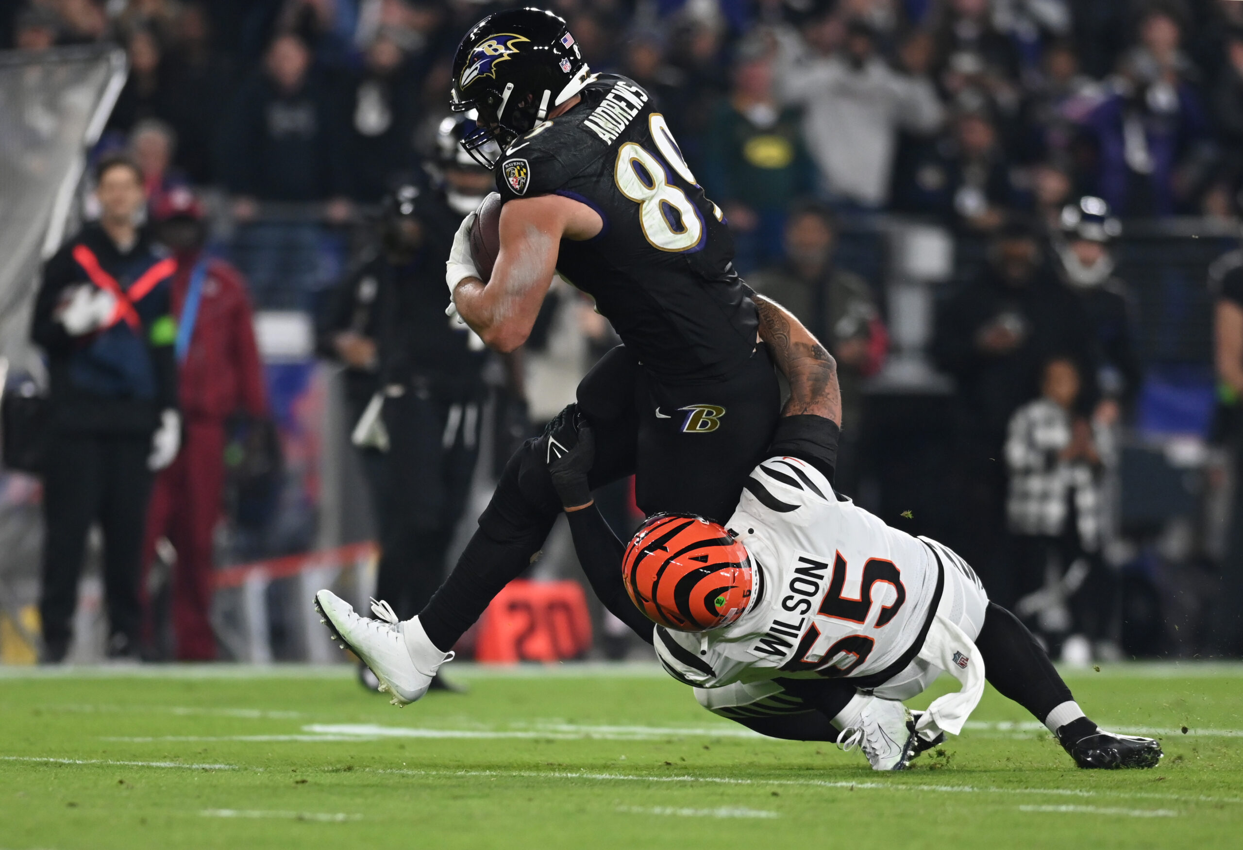 Mark Andrews tackled by a Bengals player