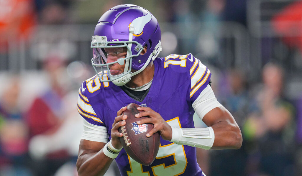 Josh Dobbs prepares to throw a pass vs. Chicago Bears.