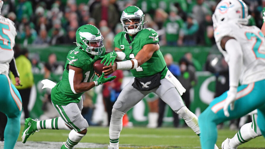 Philadelphia Eagles QB hands off to RB Kenneth Gainwell