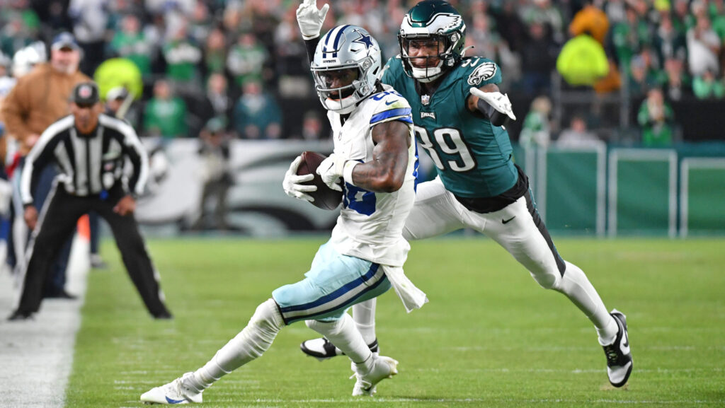 CeeDee Lamb breaks a tackle vs. Eagles