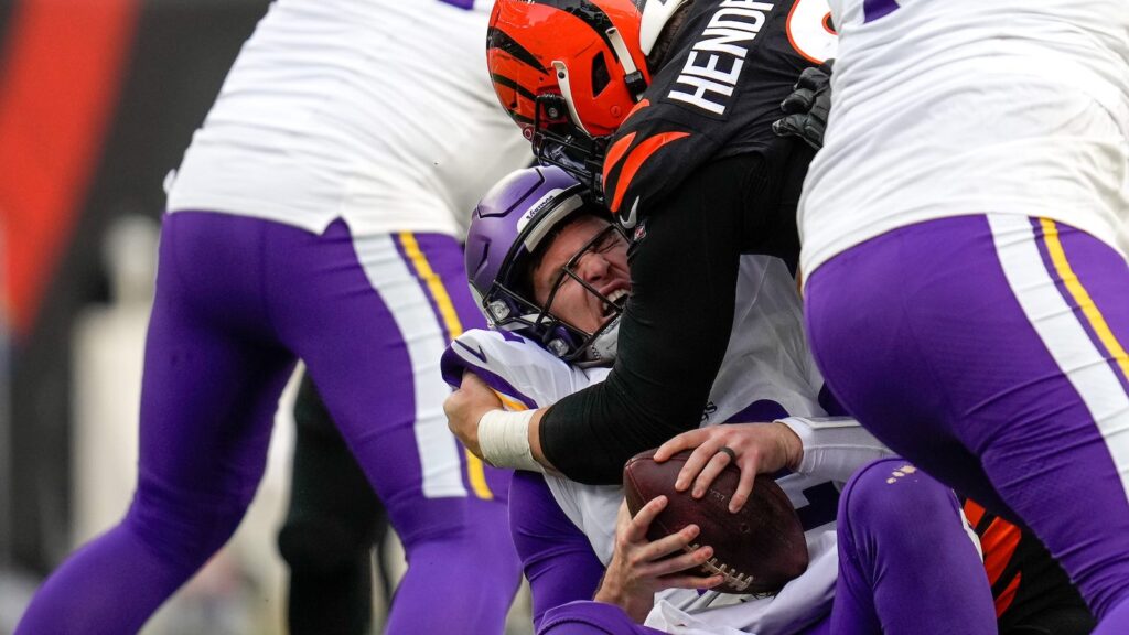 Minnesota Vikings quarterback Nick Mullens