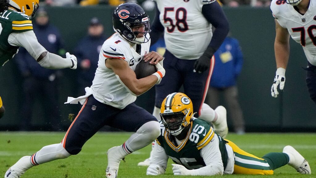 Chicago Bears quarterback Justin Fields