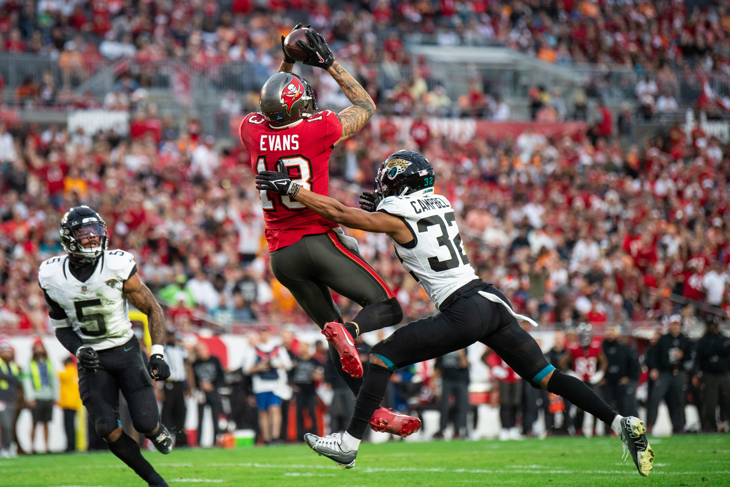 Rachaad White emerges as an elite RB1; How Mike Evans can capitalize on