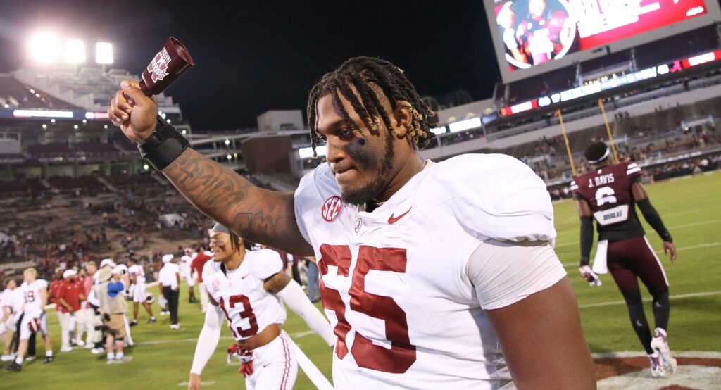 Alabama offensive lineman JC Latham