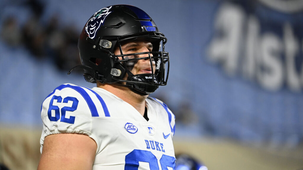 Duke offensive lineman Graham Barton