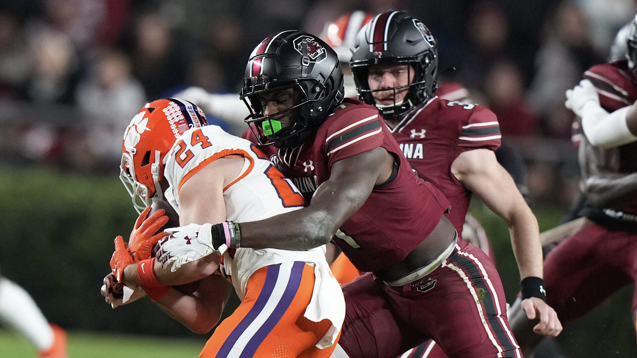 South Carolina Gamecocks wide receiver Xavier Legette, right