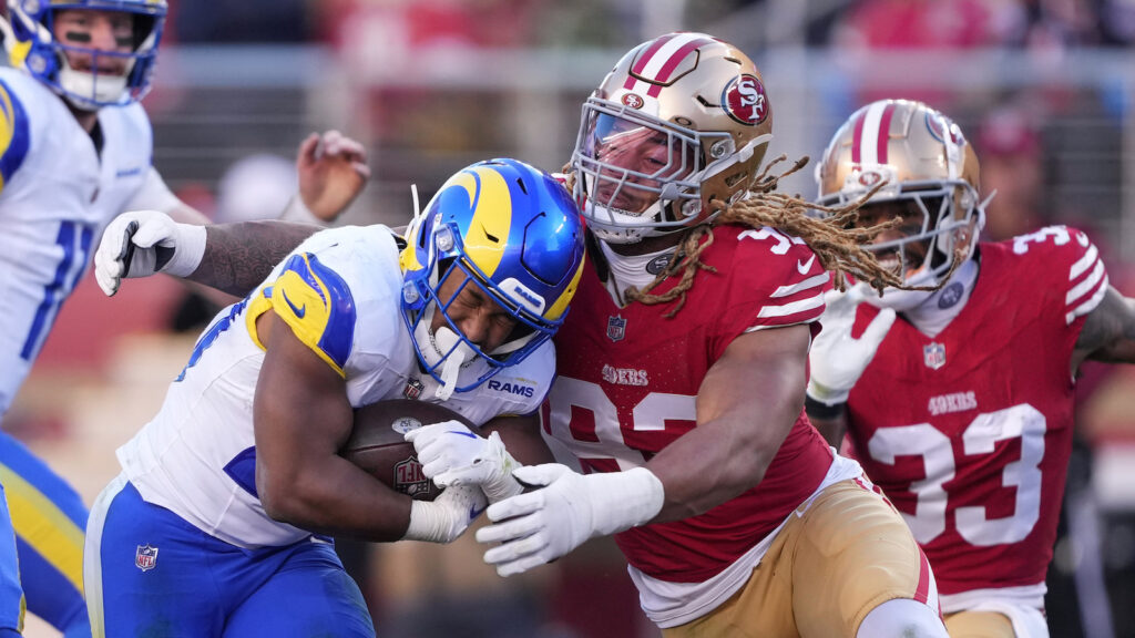 San Francisco 49ers EDGE Chase Young