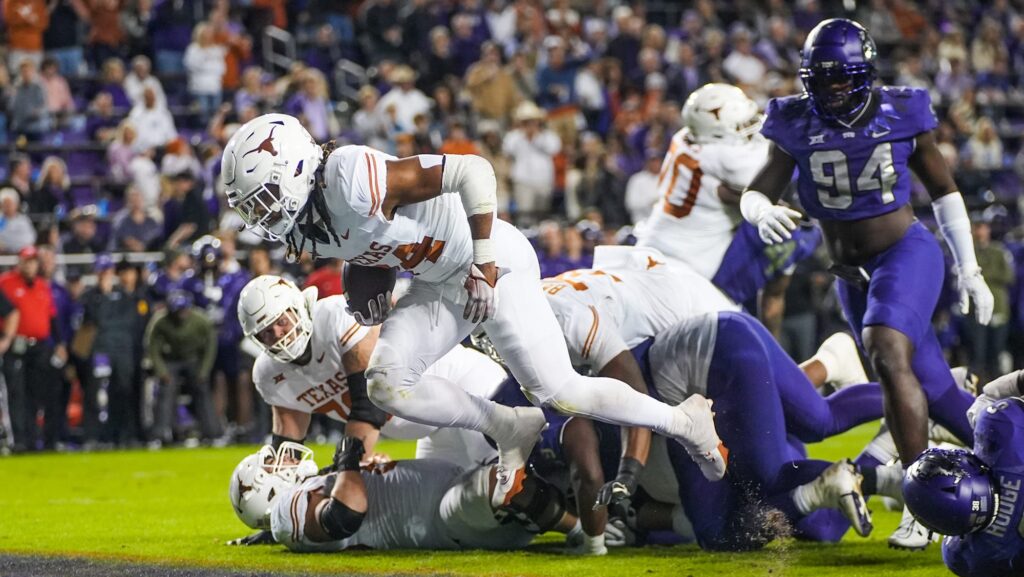 Texas Longhorns running back Jonathon Brooks