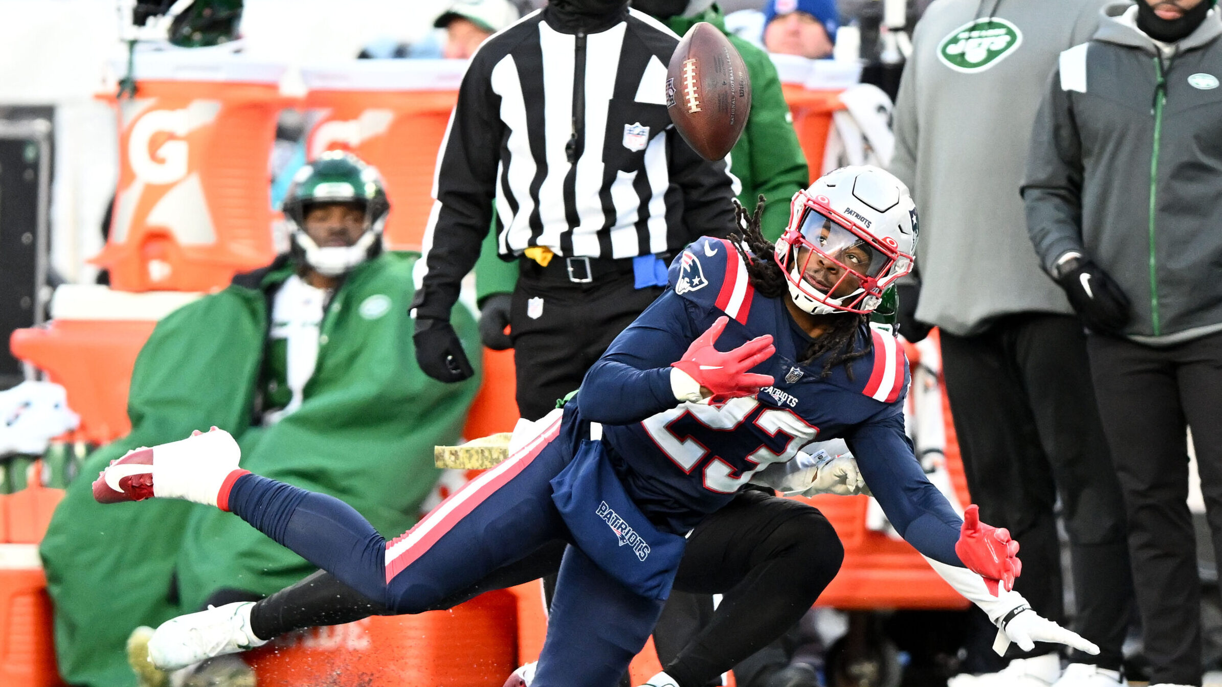 Patriots safety Kyle Duger breaks up a pass against the Jets