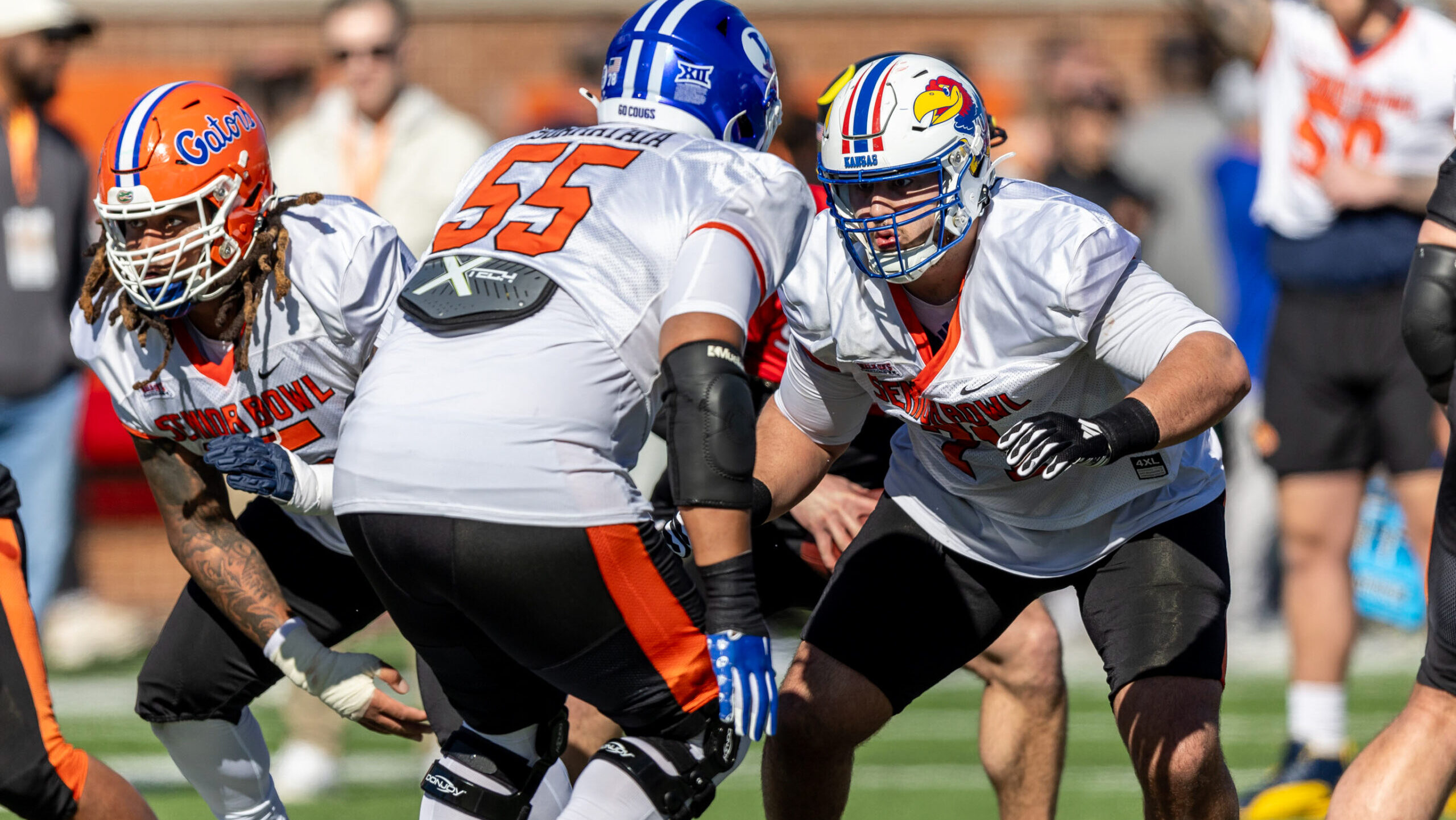 Kansas Jayhawks offensive lineman Dominick Puni