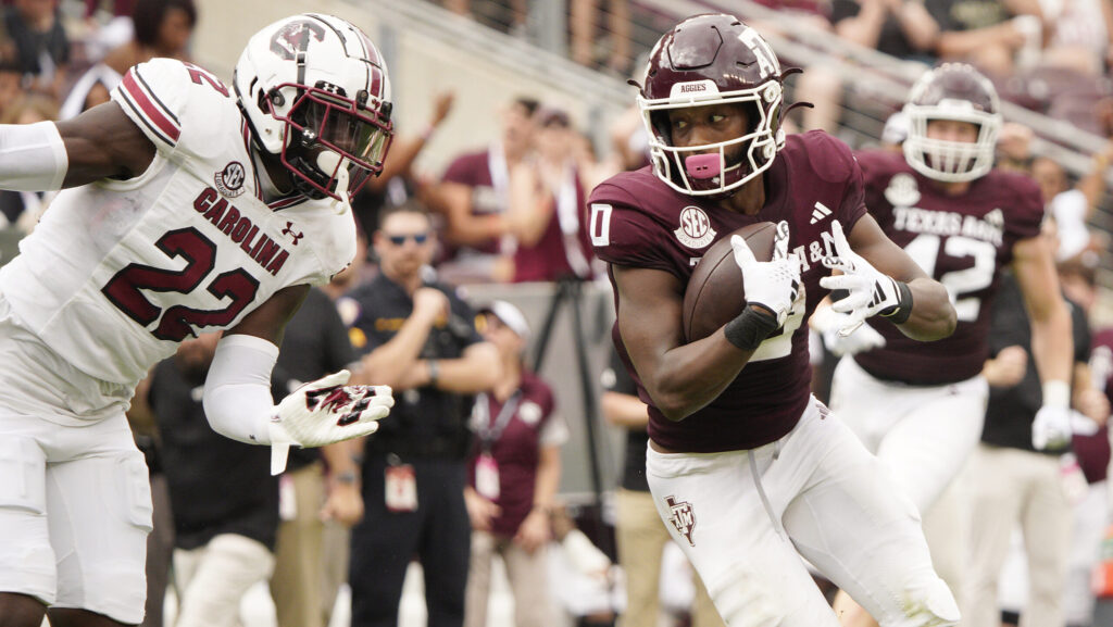 Texas A&M wide receiver Ainias Smith