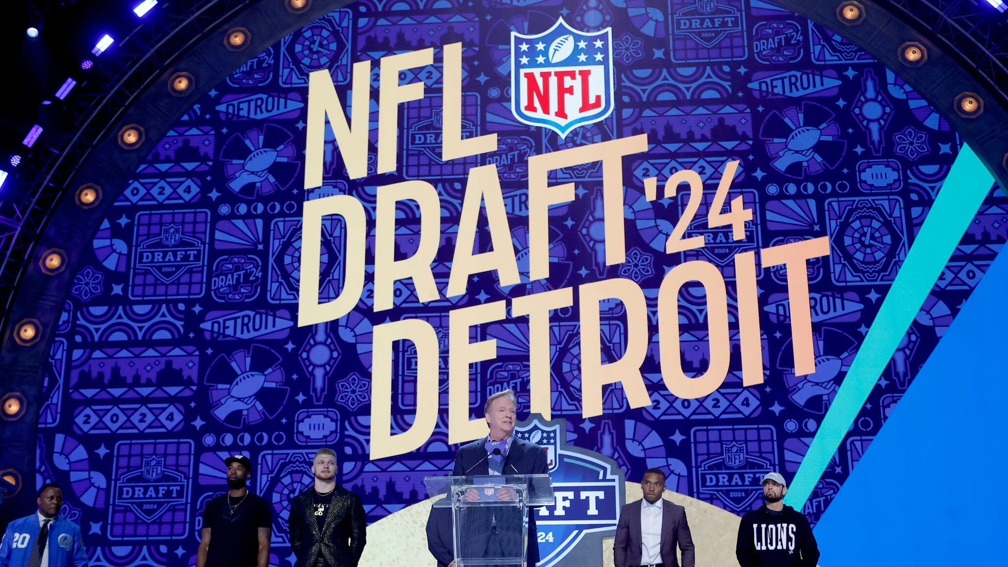 NFL Commissioner Roger Goodell stands at the podium at the 2024 NFL Draft.