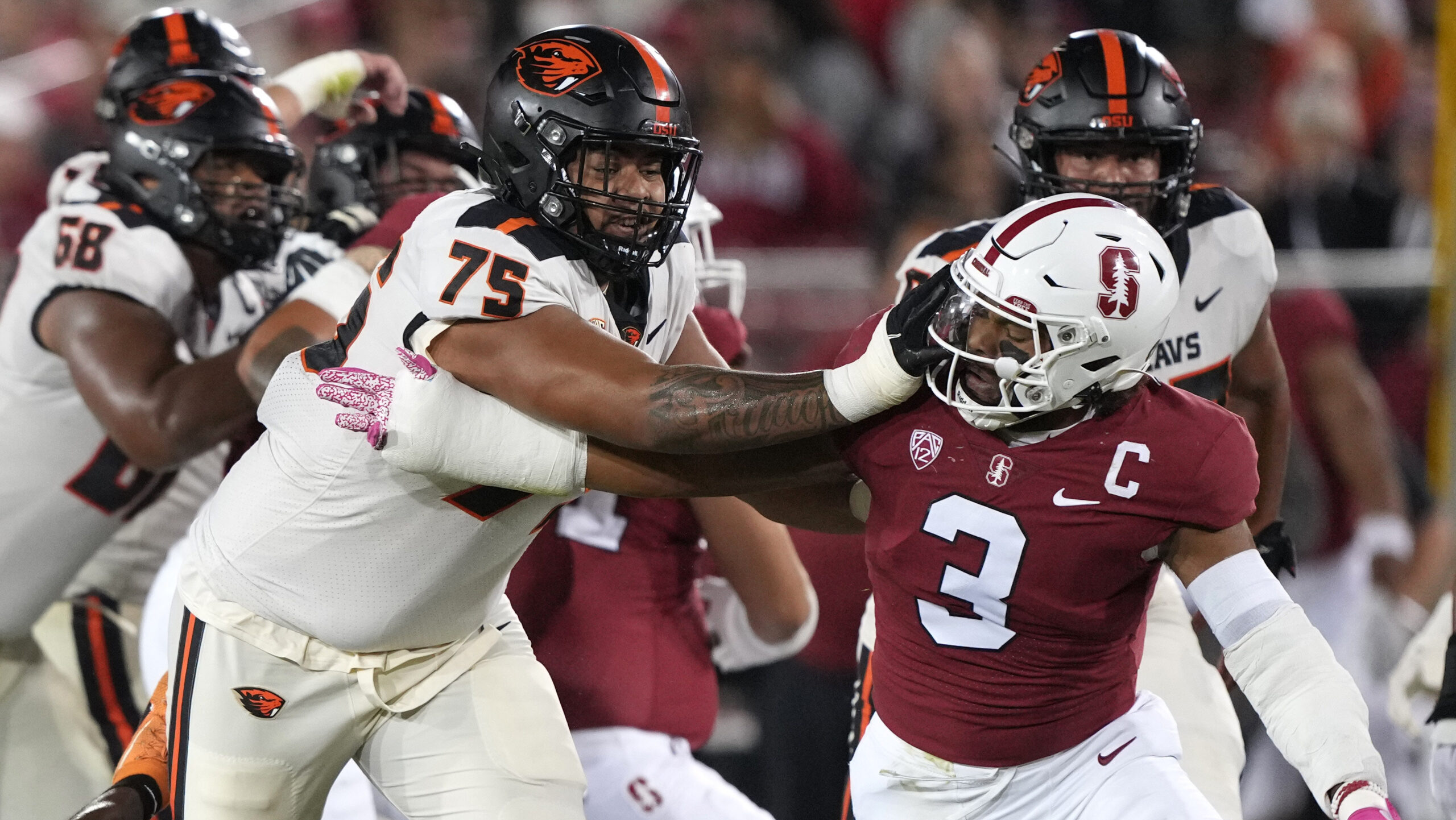 Oregon State Beavers offensive lineman Taliese Fuaga