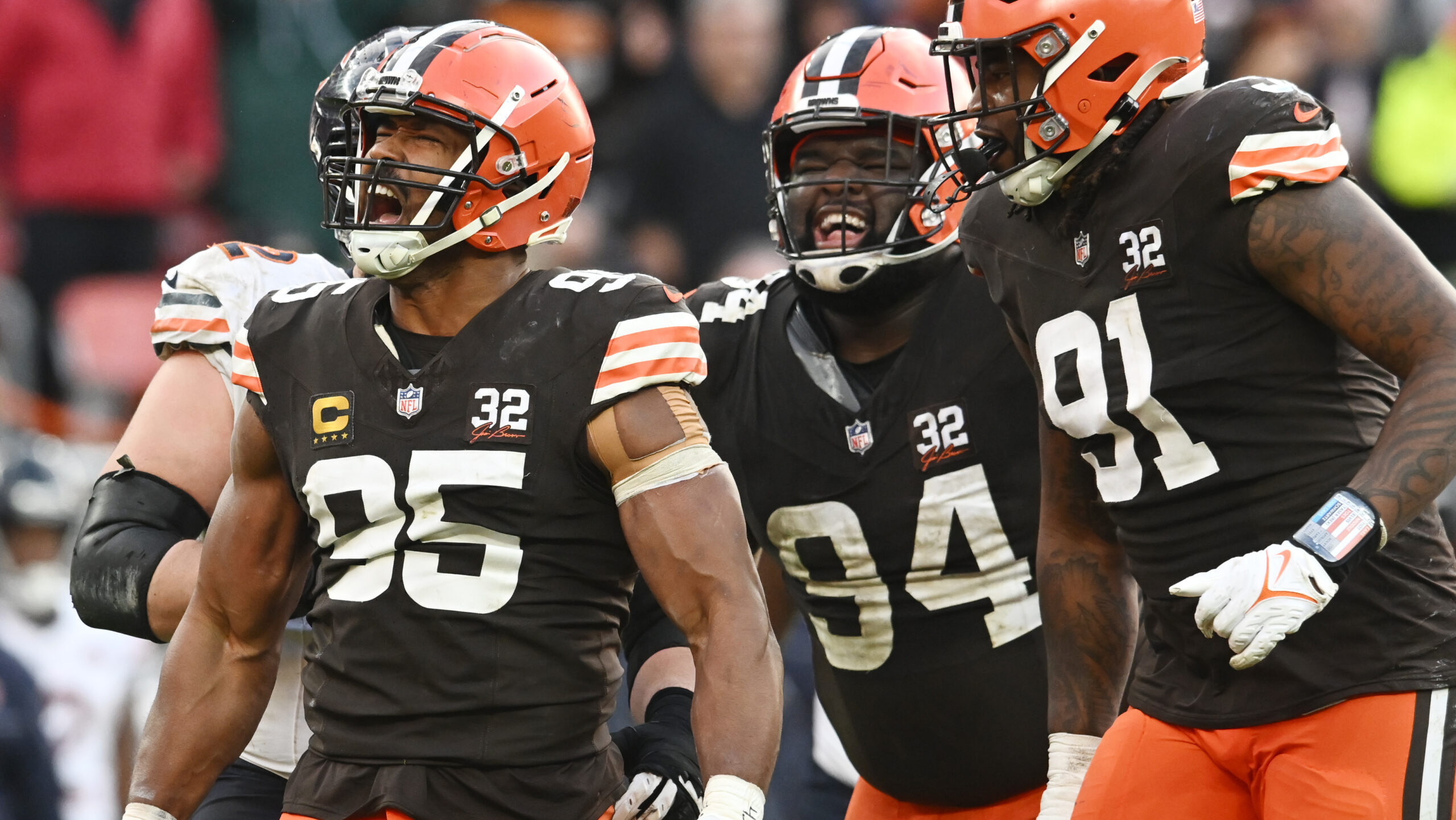 Cleveland Browns defensive end Myles Garrett (95)