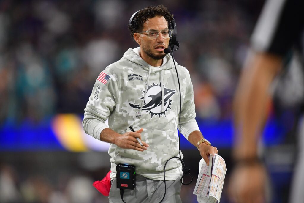 Miami Dolphins head coach Mike McDaniel watches game action against the Los Angeles Rams during the second half at SoFi Stadium.