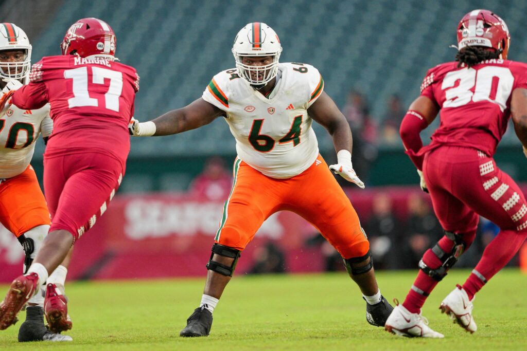 Miami Hurricanes offensive lineman Jalen Rivers (64) sets up to block in the second half against the Temple Owls at Lincoln Financial Field.