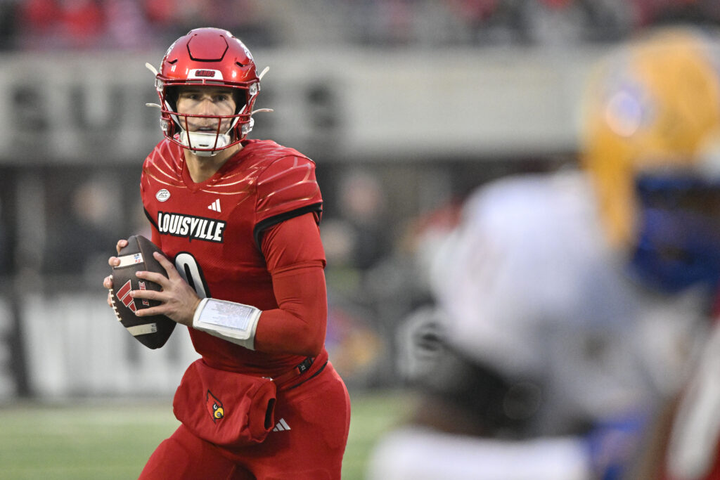 Louisville Cardinals quarterback Tyler Shough (9) looks to pass against the Pittsburgh Panthers during the first half at L&N.
